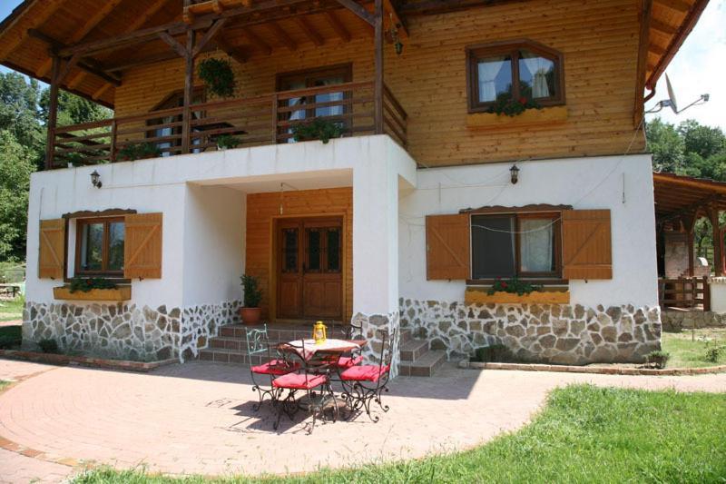 Gasthaus Maria Borlova Bagian luar foto